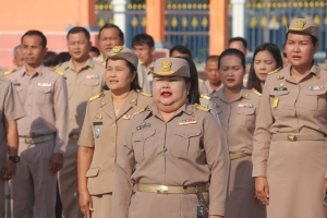 กิจกรรมเข้าแถวเคารพธงชาติ องค์การบริหารส่วนตำบลเมืองเดช
